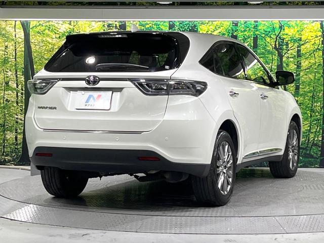 ハリアー プレミアム　アドバンスドパッケージ　禁煙車　ムーンルーフ　衝突軽減　レーダークルーズ　ＪＢＬサウンド　純正８型ナビ　全周囲カメラ　電動リアゲート　パワーシート　オートハイビーム　ＬＥＤライト　純正１８インチアルミホイール（17枚目）