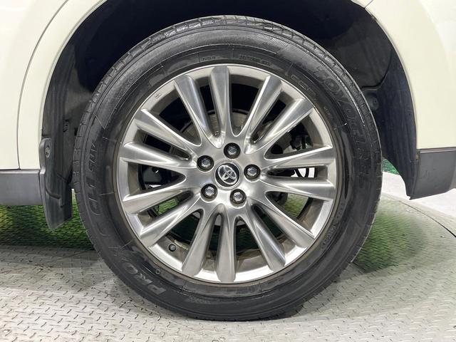 ハリアー プレミアム　アドバンスドパッケージ　禁煙車　ムーンルーフ　衝突軽減　レーダークルーズ　ＪＢＬサウンド　純正８型ナビ　全周囲カメラ　電動リアゲート　パワーシート　オートハイビーム　ＬＥＤライト　純正１８インチアルミホイール（39枚目）