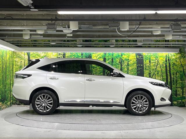 ハリアー プレミアム　アドバンスドパッケージ　禁煙車　ムーンルーフ　衝突軽減　レーダークルーズ　ＪＢＬサウンド　純正８型ナビ　全周囲カメラ　電動リアゲート　パワーシート　オートハイビーム　ＬＥＤライト　純正１８インチアルミホイール（42枚目）