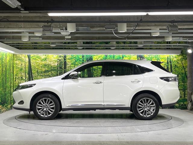 ハリアー プレミアム　アドバンスドパッケージ　禁煙車　ムーンルーフ　衝突軽減　レーダークルーズ　ＪＢＬサウンド　純正８型ナビ　全周囲カメラ　電動リアゲート　パワーシート　オートハイビーム　ＬＥＤライト　純正１８インチアルミホイール（44枚目）