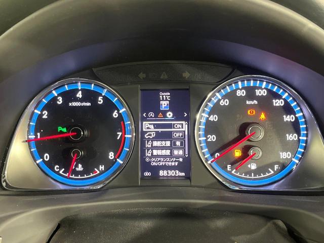 ハリアー プレミアム　アドバンスドパッケージ　禁煙車　ムーンルーフ　衝突軽減　レーダークルーズ　ＪＢＬサウンド　純正８型ナビ　全周囲カメラ　電動リアゲート　パワーシート　オートハイビーム　ＬＥＤライト　純正１８インチアルミホイール（53枚目）