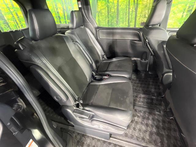 ノア ハイブリッドSi ダブルバイビーII TRDエアロ 禁煙車 セーフティセンス 純正9型ナビ 両側電動スライド シートヒーター クリアランスソナー クルコン LEDヘッド&フォグ オートハイビーム リアオートエアコン デュアルエアコン(10枚目)