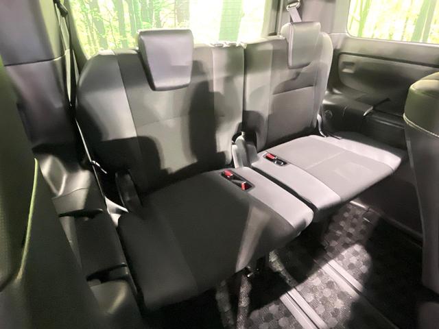 ノア ハイブリッドSi ダブルバイビーII TRDエアロ 禁煙車 セーフティセンス 純正9型ナビ 両側電動スライド シートヒーター クリアランスソナー クルコン LEDヘッド&フォグ オートハイビーム リアオートエアコン デュアルエアコン(11枚目)