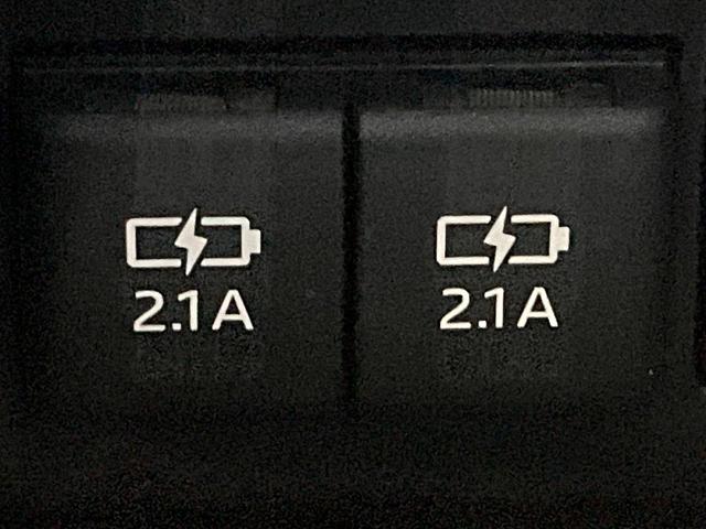 ノア ハイブリッドSi ダブルバイビーII TRDエアロ 禁煙車 セーフティセンス 純正9型ナビ 両側電動スライド シートヒーター クリアランスソナー クルコン LEDヘッド&フォグ オートハイビーム リアオートエアコン デュアルエアコン(47枚目)