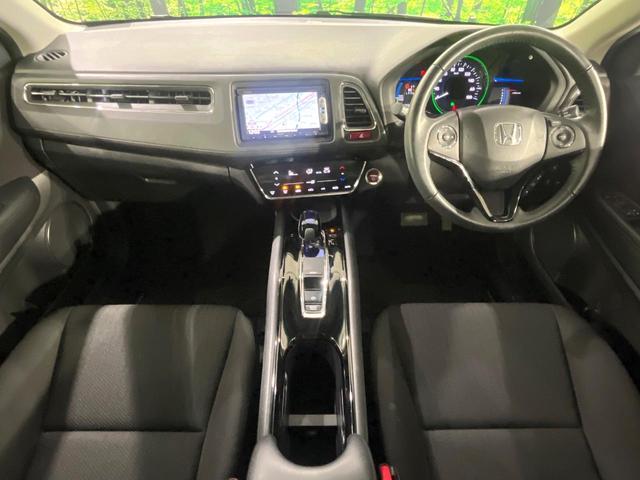 ヴェゼル ハイブリッドX 禁煙車 衝突軽減システム 純正ナビ バックカメラ LEDヘッド オートライト オートエアコン スマートキー クルコン Bluetooth ETC ドラレコ ステアリングスイッチ プライバシーガラス(5枚目)