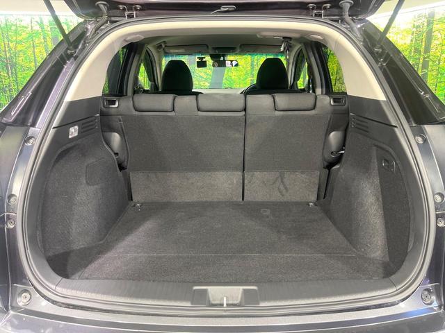 ヴェゼル ハイブリッドX 禁煙車 衝突軽減システム 純正ナビ バックカメラ LEDヘッド オートライト オートエアコン スマートキー クルコン Bluetooth ETC ドラレコ ステアリングスイッチ プライバシーガラス(11枚目)