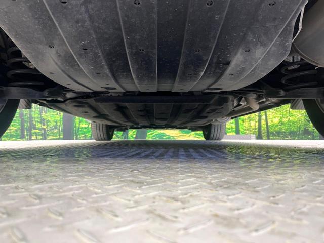 ヴェゼル ハイブリッドX 禁煙車 衝突軽減システム 純正ナビ バックカメラ LEDヘッド オートライト オートエアコン スマートキー クルコン Bluetooth ETC ドラレコ ステアリングスイッチ プライバシーガラス(19枚目)