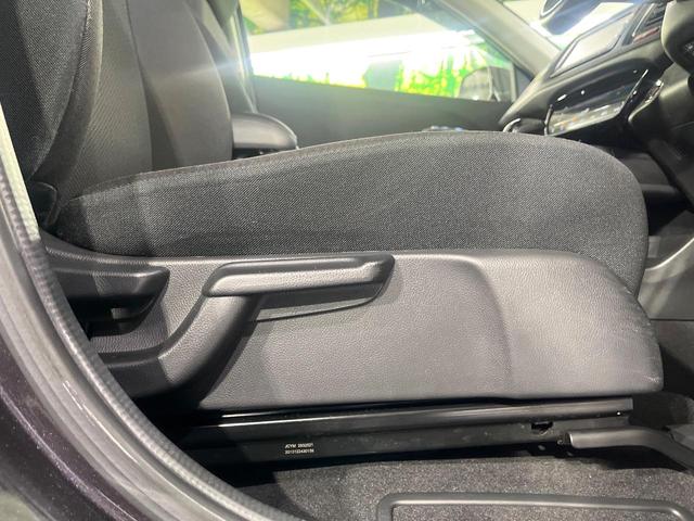 ヴェゼル ハイブリッドX 禁煙車 衝突軽減システム 純正ナビ バックカメラ LEDヘッド オートライト オートエアコン スマートキー クルコン Bluetooth ETC ドラレコ ステアリングスイッチ プライバシーガラス(36枚目)