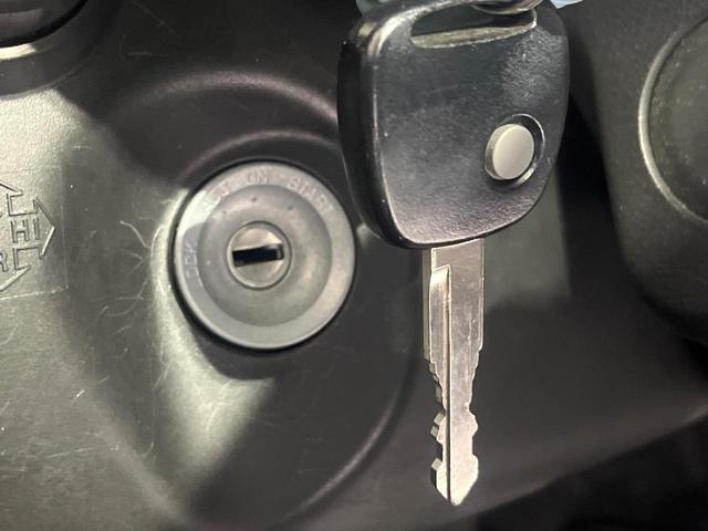 アルト Ｓ　禁煙車　セーフティサポート　シートヒーター　ドラレコ　誤発進抑制機能　車線逸脱警報　パーキングセンサー　オートライト　プライバシーガラス　ふらつき警報　先行車発進お知らせ機能　リモコンキー（27枚目）