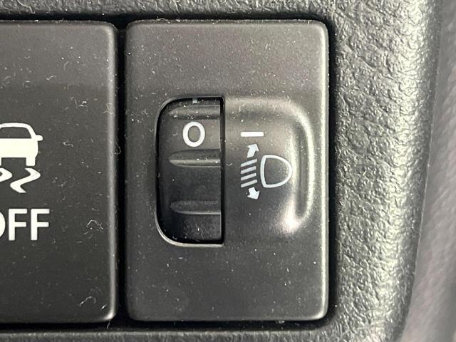 アルト Ｓ　禁煙車　セーフティサポート　シートヒーター　ドラレコ　誤発進抑制機能　車線逸脱警報　パーキングセンサー　オートライト　プライバシーガラス　ふらつき警報　先行車発進お知らせ機能　リモコンキー（37枚目）