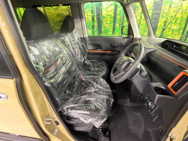 タント ファンクロスリミテッド　届出済未使用車　２トーン　スマートアシスト　純正９型ディスプレイ　バックカメラ　両側電動スライド　前席シートヒーター　電動パーキングブレーキ　オートエアコン　ＥＴＣ　スマートキー　ステアリングスイッチ（8枚目）