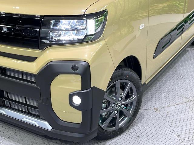 タント ファンクロスリミテッド　届出済未使用車　２トーン　スマートアシスト　純正９型ディスプレイ　バックカメラ　両側電動スライド　前席シートヒーター　電動パーキングブレーキ　オートエアコン　ＥＴＣ　スマートキー　ステアリングスイッチ（12枚目）