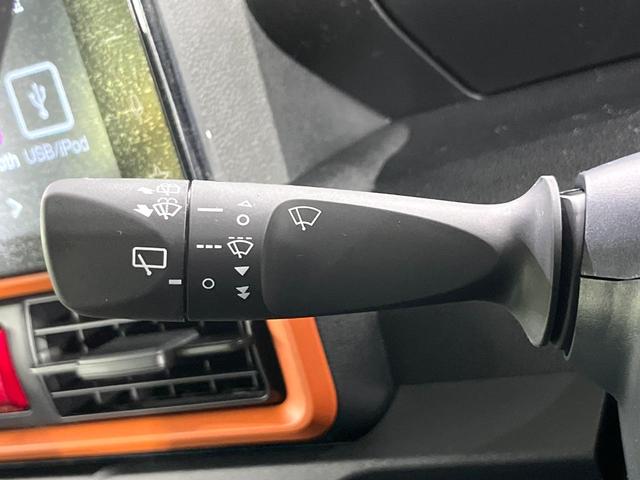 タント ファンクロスリミテッド　届出済未使用車　２トーン　スマートアシスト　純正９型ディスプレイ　バックカメラ　両側電動スライド　前席シートヒーター　電動パーキングブレーキ　オートエアコン　ＥＴＣ　スマートキー　ステアリングスイッチ（26枚目）