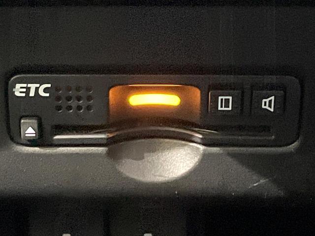 Ｎ－ＷＧＮカスタム Ｇ・Ｌパッケージ　純正ナビ　Ｂｌｕｅｔｏｏｔｈ再生　バックカメラ　オートエアコン　クルーズコントロール　ステアリングスイッチ　ＨＩＤライト　オートライト　ＵＳＢ端子　純正１４インチアルミホイール　ＥＴＣ（7枚目）