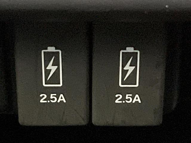 Ｎ－ＷＧＮカスタム Ｇ・Ｌパッケージ　純正ナビ　Ｂｌｕｅｔｏｏｔｈ再生　バックカメラ　オートエアコン　クルーズコントロール　ステアリングスイッチ　ＨＩＤライト　オートライト　ＵＳＢ端子　純正１４インチアルミホイール　ＥＴＣ（26枚目）