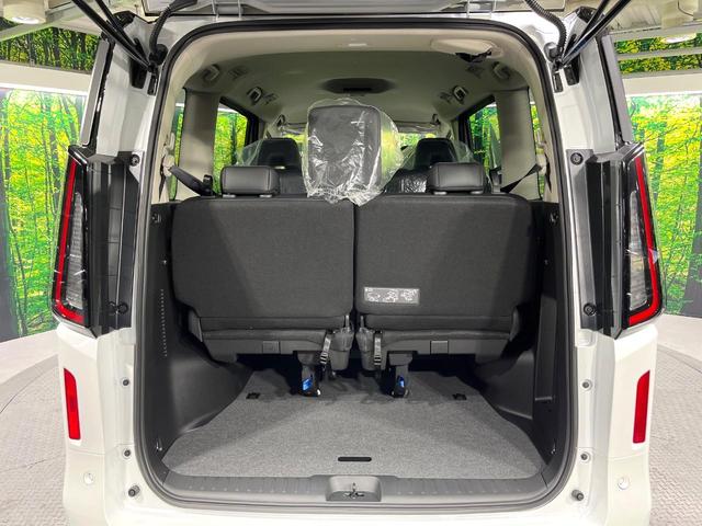 セレナ e-パワー ハイウェイスターV 登録済未使用車 プロパイロット 衝突軽減 純正12.3型ナビ 全周囲カメラ 両側電動スライド ブラインドスポットモニター デジタルインナーミラー ETC 電動パーキングブレーキ リアオートエアコン(44枚目)