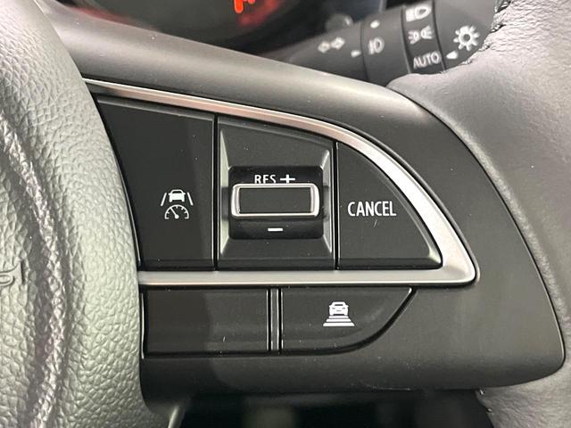 ジムニー ＸＣ　４ＷＤ　ターボ　届出済未使用車　セーフティサポート　アダプティブクルーズ　前席シートヒーター　コーナーセンサー　車線逸脱警報　オートエアコン　ＬＥＤライト　オートライト　ダウンヒルアシスト（4枚目）