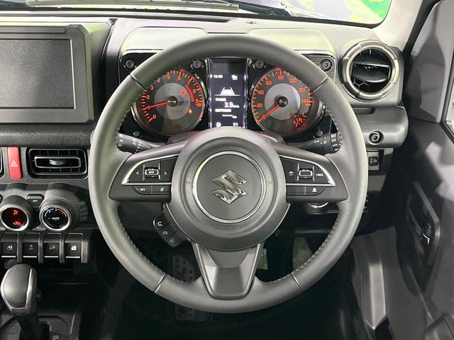 ジムニー ＸＣ　４ＷＤ　ターボ　届出済未使用車　セーフティサポート　アダプティブクルーズ　前席シートヒーター　コーナーセンサー　車線逸脱警報　オートエアコン　ＬＥＤライト　オートライト　ダウンヒルアシスト（11枚目）
