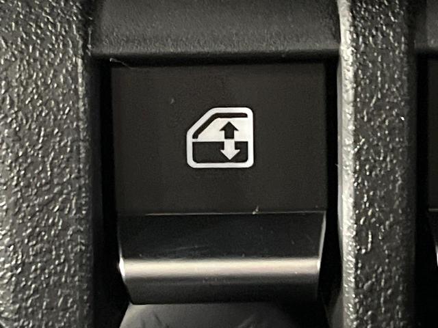 ジムニー ＸＣ　４ＷＤ　ターボ　届出済未使用車　セーフティサポート　アダプティブクルーズ　前席シートヒーター　コーナーセンサー　車線逸脱警報　オートエアコン　ＬＥＤライト　オートライト　ダウンヒルアシスト（49枚目）