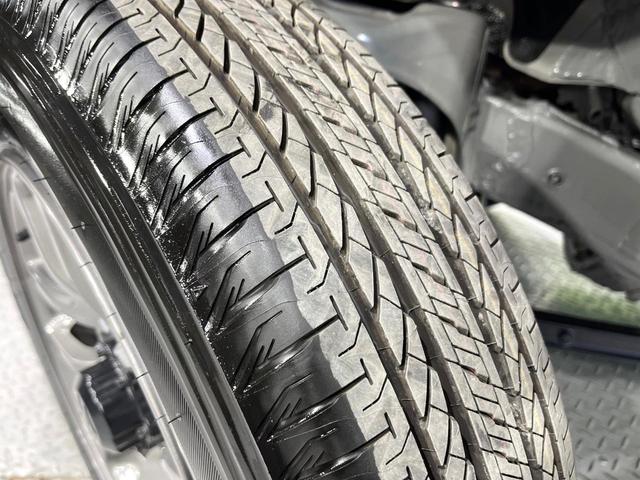 ジムニー ＸＣ　４ＷＤ　ターボ　届出済未使用車　セーフティサポート　アダプティブクルーズ　前席シートヒーター　コーナーセンサー　車線逸脱警報　オートエアコン　ＬＥＤライト　オートライト　ダウンヒルアシスト（55枚目）