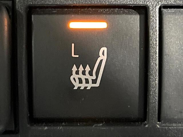 ヤリスクロス Z 禁煙車 セーフティセンス 純正ディスプレイ バックカメラ 前席シートヒーター オートエアコン LEDライト オートハイビーム ブラインドスポットモニター パワーシート ETC 電動パーキングブレーキ(29枚目)