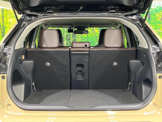 ヤリスクロス Z 禁煙車 セーフティセンス 純正ディスプレイ バックカメラ 前席シートヒーター オートエアコン LEDライト オートハイビーム ブラインドスポットモニター パワーシート ETC 電動パーキングブレーキ(50枚目)