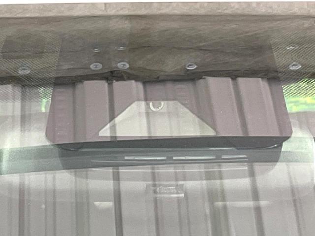 ヤリスクロス ハイブリッドZ 禁煙車 セーフティセンス 純正8型ディスプレイ 全周囲カメラ 前席シートヒーター ブラインドスポットモニター パワーシート 電動リアゲート オートハイビーム オートエアコン ドラレコ 純正18AW(5枚目)