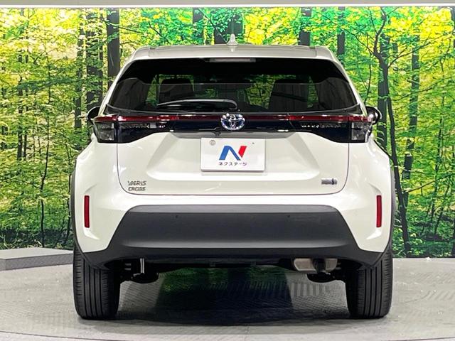 ヤリスクロス ハイブリッドZ 禁煙車 セーフティセンス 純正8型ディスプレイ 全周囲カメラ 前席シートヒーター ブラインドスポットモニター パワーシート 電動リアゲート オートハイビーム オートエアコン ドラレコ 純正18AW(14枚目)