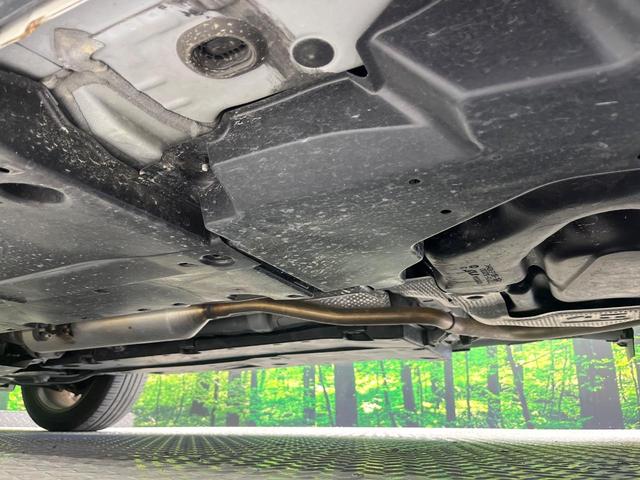 ヤリスクロス ハイブリッドZ 禁煙車 セーフティセンス 純正8型ディスプレイ 全周囲カメラ 前席シートヒーター ブラインドスポットモニター パワーシート 電動リアゲート オートハイビーム オートエアコン ドラレコ 純正18AW(48枚目)