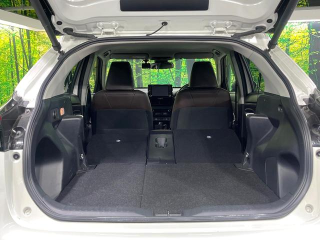 ヤリスクロス ハイブリッドZ 禁煙車 セーフティセンス 純正8型ディスプレイ 全周囲カメラ 前席シートヒーター ブラインドスポットモニター パワーシート 電動リアゲート オートハイビーム オートエアコン ドラレコ 純正18AW(54枚目)