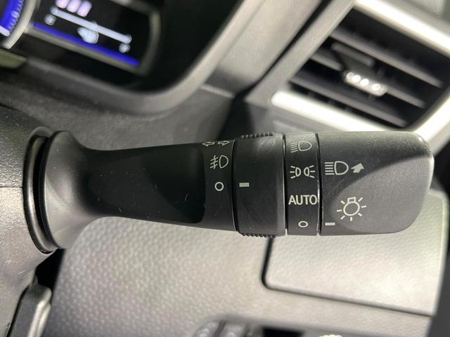 ルーミー カスタムG 禁煙車 スマートアシスト 純正9型ナビ バックカメラ 両側電動スライド オートエアコン 前席シートヒーター オートハイビーム LEDライト コーナーセンサー クルーズコントロール ETC(25枚目)