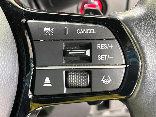 ステップワゴン ｅ：ＨＥＶスパーダ　全周囲カメラ　衝突被害軽減システム　レーダークルーズ　禁煙車　ハーフレザーシート　コーナーセンサー　スマートキー　ＬＥＤヘッド　ビルトインＥＴＣ　純正１６インチアルミ　オートハイビーム　車線逸脱警報（32枚目）