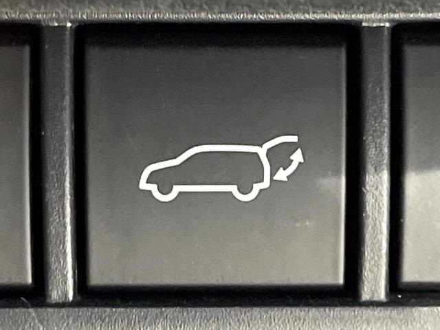 プリウス Ｚ　禁煙車　セーフティセンス　純正１２．３型ナビ　全周囲カメラ　シートエアコン　ブラインドスポットモニター　デジタルインナーミラー　ＡＣ１００Ｖ電源　電動リアゲート　パワーシート　ステアリングヒーター（25枚目）