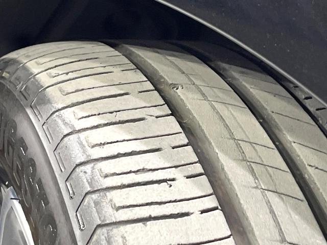 プリウス Ｚ　禁煙車　セーフティセンス　純正１２．３型ナビ　全周囲カメラ　シートエアコン　ブラインドスポットモニター　デジタルインナーミラー　ＡＣ１００Ｖ電源　電動リアゲート　パワーシート　ステアリングヒーター（44枚目）