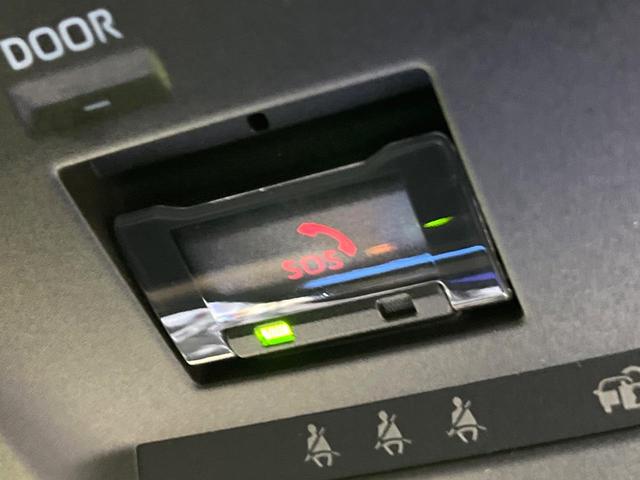 プリウス Ｚ　禁煙車　セーフティセンス　純正１２．３型ナビ　全周囲カメラ　シートエアコン　ブラインドスポットモニター　デジタルインナーミラー　ＡＣ１００Ｖ電源　電動リアゲート　パワーシート　ステアリングヒーター（60枚目）