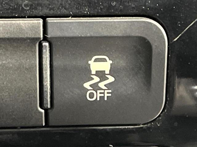 プリウス Ｓツーリングセレクション　禁煙車　後期型　セーフティセンス　メモリーナビ　バックカメラ　前席シートヒーター　レーダークルーズコントロール　オートハイビーム　純正１７インチアルミホイール　オートエアコン　ＥＴＣ（29枚目）