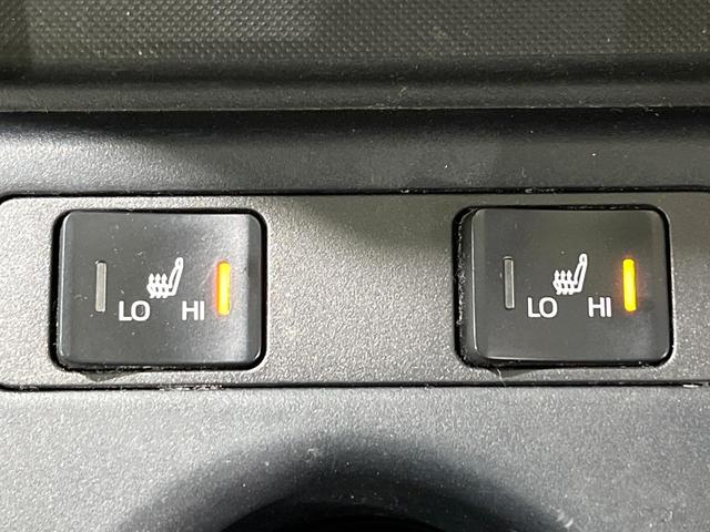 プリウス Ｓツーリングセレクション　禁煙車　後期型　セーフティセンス　メモリーナビ　バックカメラ　前席シートヒーター　レーダークルーズコントロール　オートハイビーム　純正１７インチアルミホイール　オートエアコン　ＥＴＣ（32枚目）