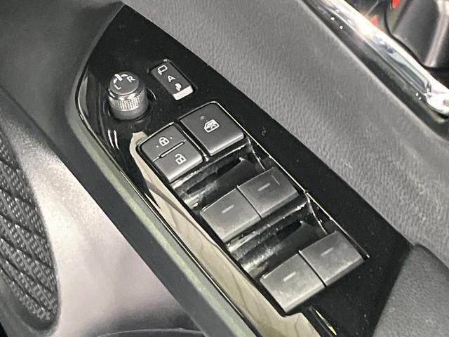 プリウス Ｓツーリングセレクション　禁煙車　後期型　セーフティセンス　メモリーナビ　バックカメラ　前席シートヒーター　レーダークルーズコントロール　オートハイビーム　純正１７インチアルミホイール　オートエアコン　ＥＴＣ（50枚目）