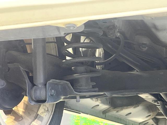 Ｎ－ＢＯＸカスタム Ｇ・Ｌパッケージ　禁煙車　純正ナビ　Ｂｌｕｅｔｏｏｔｈ再生　バックカメラ　電動スライド　オートエアコン　ＨＩＤライト　オートライト　スマートキー　ステアリングスイッチ　横滑り防止装置　ウィンカーミラー（20枚目）