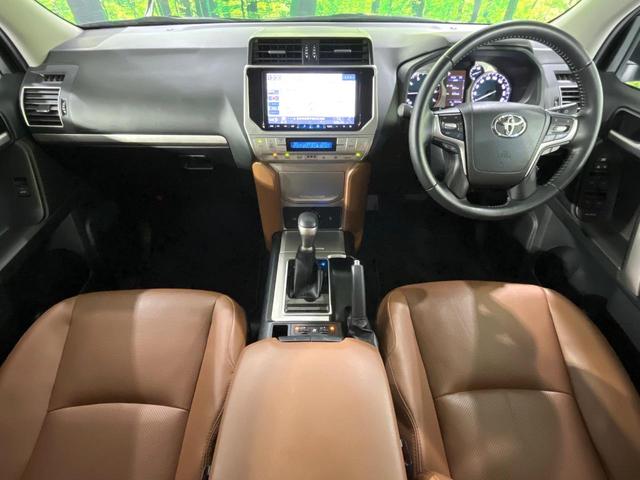 ランドクルーザープラド ＴＸ　Ｌパッケージ　マットブラックエディション　サンルーフ　禁煙車　ＢＩＧ－Ｘ９型ナビ　バックカメラ　衝突軽減　レーダークルーズ　レザーシート　前席シートエアコン　１８インチアルミ　ドラレコ　コーナーセンサー　スマートキー　ＥＴＣ　ＵＳＢポート（4枚目）