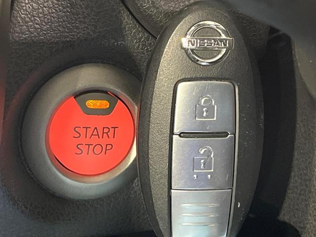 ノート ｅ－パワー　メダリスト　禁煙車　フルエアロ　全周囲カメラ　純正ＳＤナビ　衝突軽減　ドラレコ　デジタルミラー　コーナーセンサー　スマートキー　ＬＥＤヘッド　ＥＴＣ　純正１５インチアルミ　ハーフレザーシート　車線逸脱警報（35枚目）