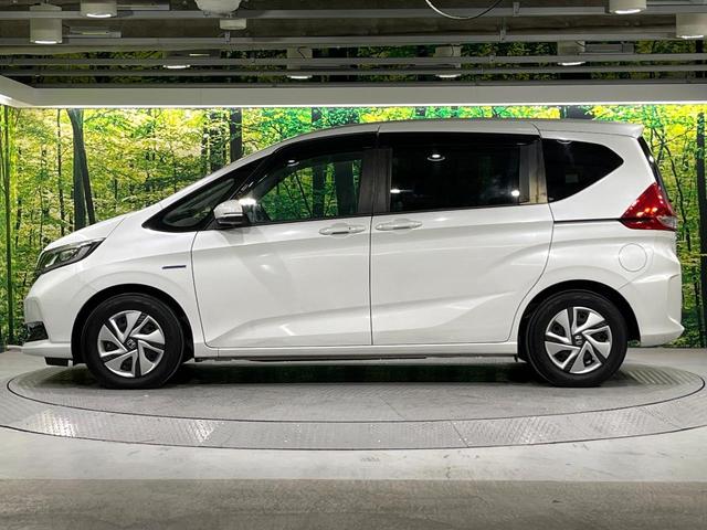 フリードハイブリッド ハイブリッド・Ｇホンダセンシング　禁煙車　ホンダセンシング　純正８型ナビ　バックカメラ　フリップダウンモニター　両側電動スライド　前席シートヒーター　レーンアシスト　オートエアコン　ＬＥＤライト　オートライト　アダプティブクルーズ（40枚目）