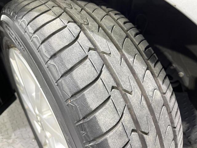 プリウスアルファ Ｓ　禁煙車　純正ナビ　Ｂｌｕｅｔｏｏｔｈ再生　バックカメラ　オートエアコン　オートライト　ＥＴＣ　ステアリングスイッチ　ウィンカーミラー　スマートキー　電動格納ミラー（50枚目）