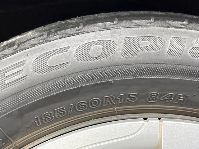 シエンタ Ｇ　禁煙車　セーフティセンス　純正９型ナビ　バックカメラ　両側電動スライドドア　車線逸脱警報　オートハイビーム　スマートキー　ＥＴＣ　ドラレコ　ウィンカーミラー　オートエアコン　シートリフター（38枚目）