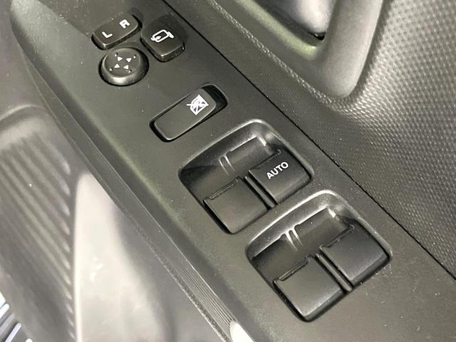 スペーシアギア ハイブリッドＸＺ　ターボ　禁煙車　セーフティサポート　純正８型ナビ　全周囲カメラ　ヘッドアップディスプレイ　両側電動スライド　アダプティブクルーズ　パドルシフト　前席シートヒーター　オートエアコン　ＬＥＤライト　オートライト（56枚目）