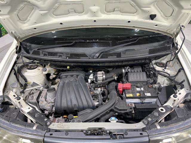 キューブ １５Ｘ　Ｖセレクション　ＳＤナビ　バックカメラ　ドラレコ　ＥＴＣ　ＨＩＤヘッドライト　オートライト　オートエアコン　スマートキー　Ｂｌｕｅｔｏｏｔｈ　フルセグＴＶ　革巻きステアリング（18枚目）