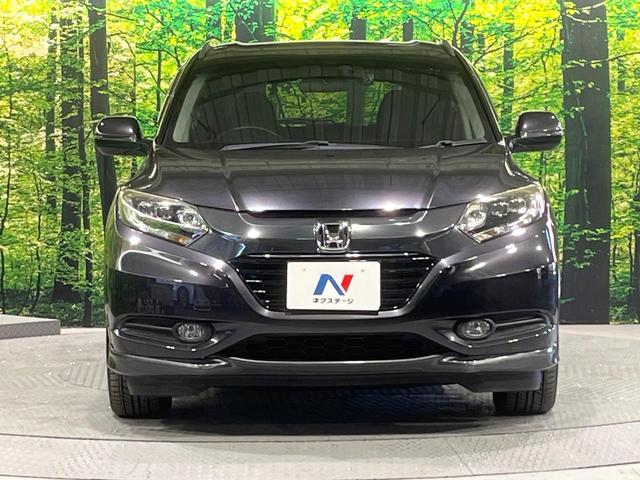 ヴェゼル ハイブリッドＸ　禁煙車　衝突軽減装置　メモリーナビ　Ｂｌｕｅｔｏｏｔｈ再生　バックカメラ　クルコン　パドルシフト　ＥＴＣ　前席シートヒーター　ＬＥＤライト　オートライト　オートエアコン　純正１７インチアルミ（14枚目）