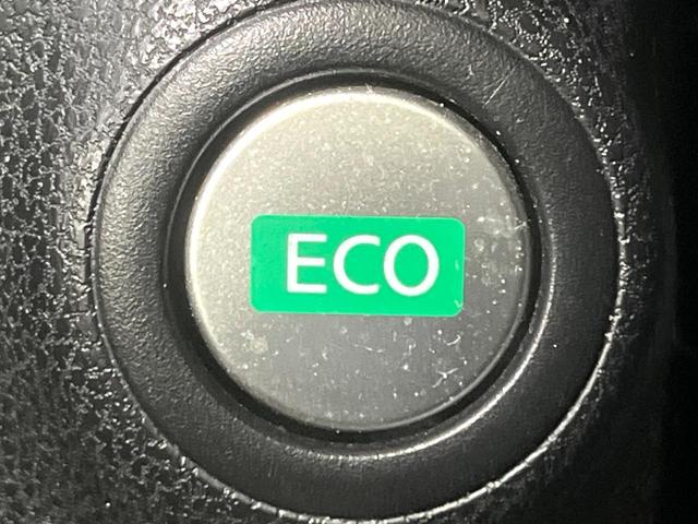 ノート メダリスト　純正ナビ　Ｂｌｕｅｔｏｏｔｈ再生　バックカメラ　オートエアコン　ＥＴＣ　スマートキー　プッシュスタート　アイドリングストップ　横滑り防止装置　オートライト　ＨＩＤライト　ウィンカーミラー　ドラレコ（36枚目）