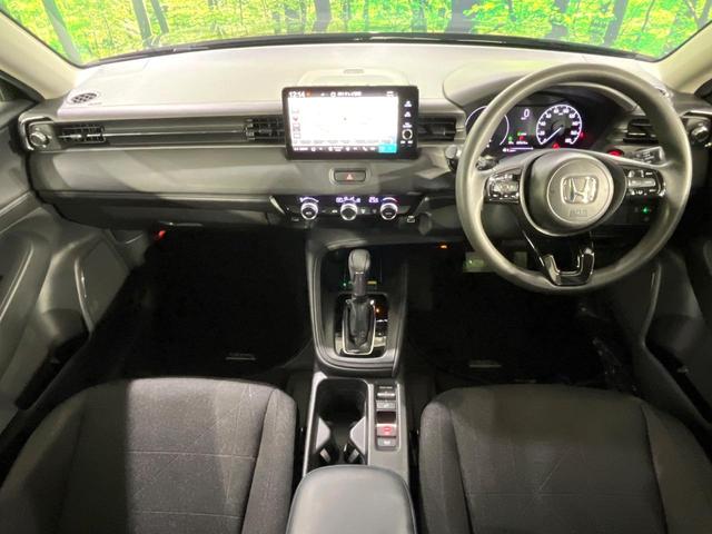 ヴェゼル ｅ：ＨＥＶ　Ｘ　禁煙車　ホンダセンシング　純正９型ナビ　バックカメラ　レーンアシスト　ＥＴＣ　ＬＥＤライト　オートライト　オートエアコン　コーナーセンサー　パドルシフト　シートリフター　純正１６インチアルミ（4枚目）