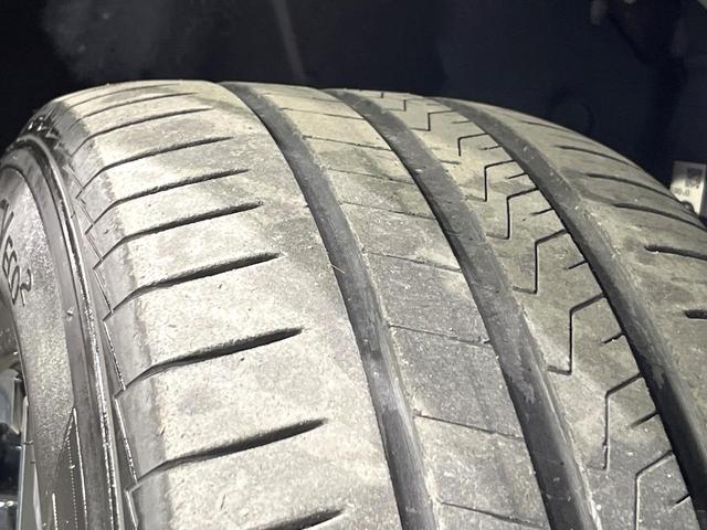 ヴェゼル ｅ：ＨＥＶ　Ｘ　禁煙車　ホンダセンシング　純正９型ナビ　バックカメラ　レーンアシスト　ＥＴＣ　ＬＥＤライト　オートライト　オートエアコン　コーナーセンサー　パドルシフト　シートリフター　純正１６インチアルミ（38枚目）